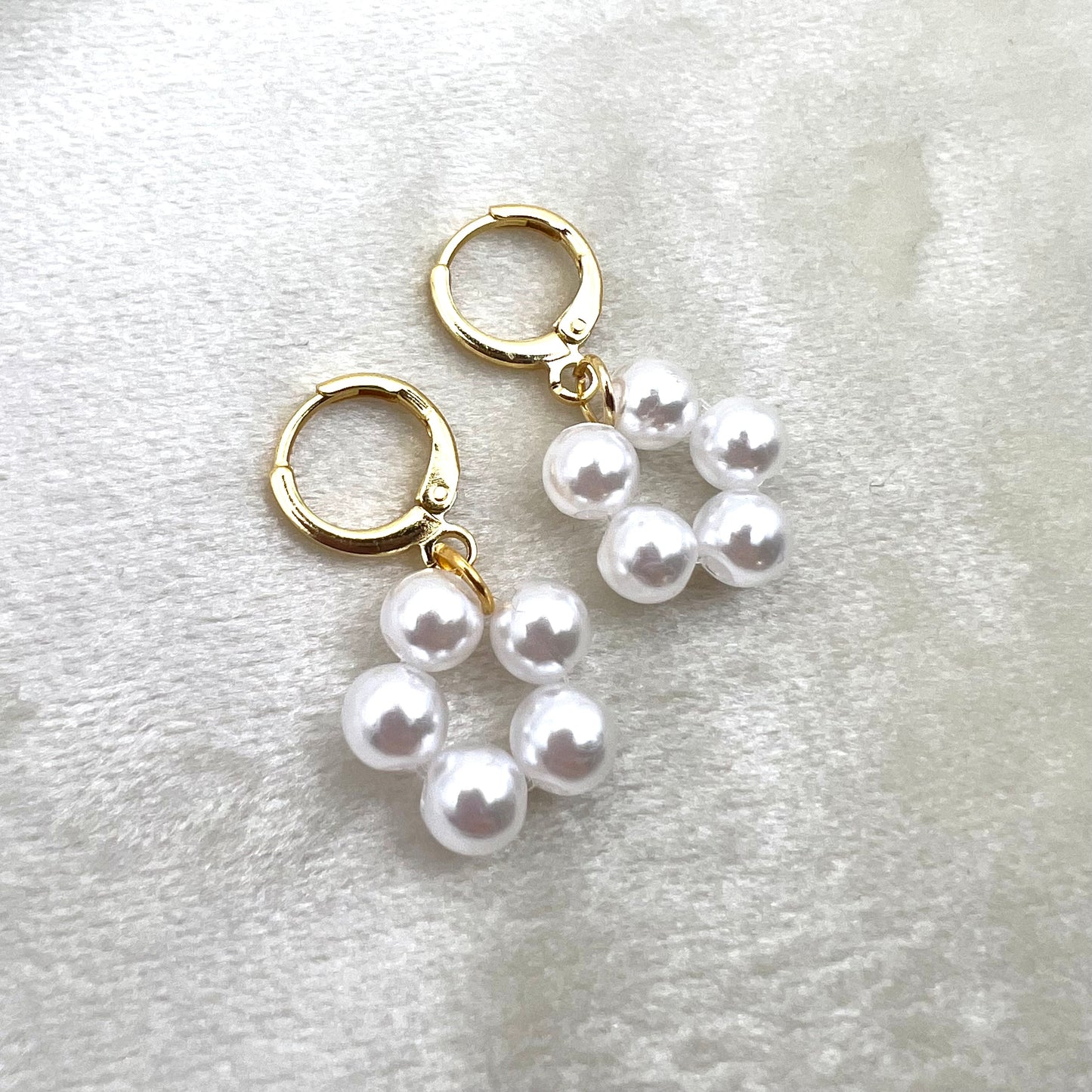 Shiny Pearl Circles